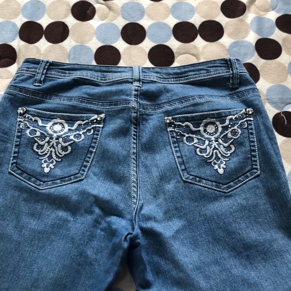 Cropped Jeans - Picture 3 of 5